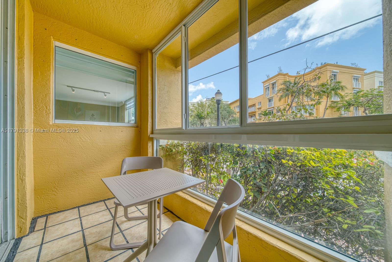 90 Alton Rd #TH-2, Miami Beach FL 33139