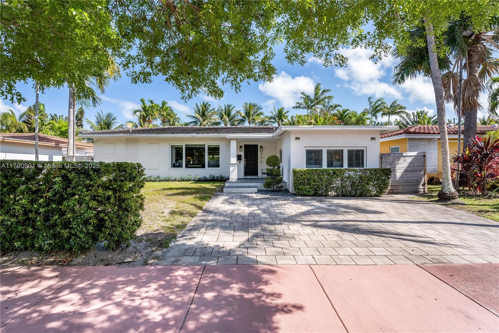 840 N Shore Dr  For Sale A11790801, FL
