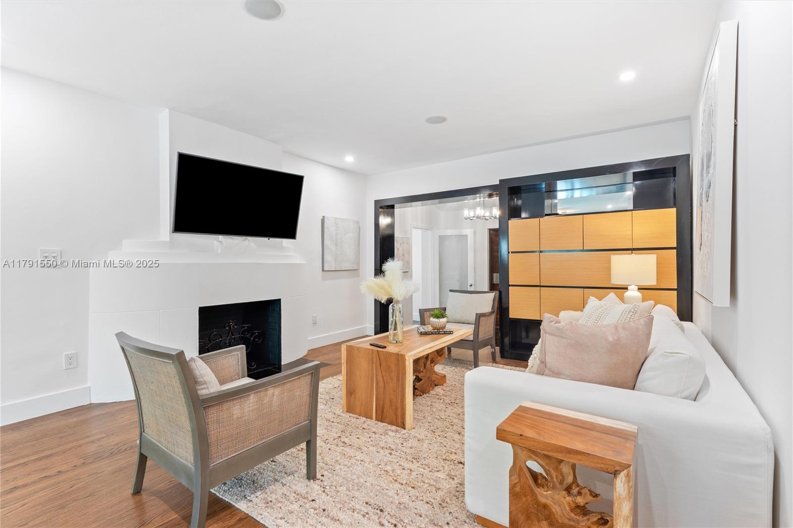 Property photo # 2