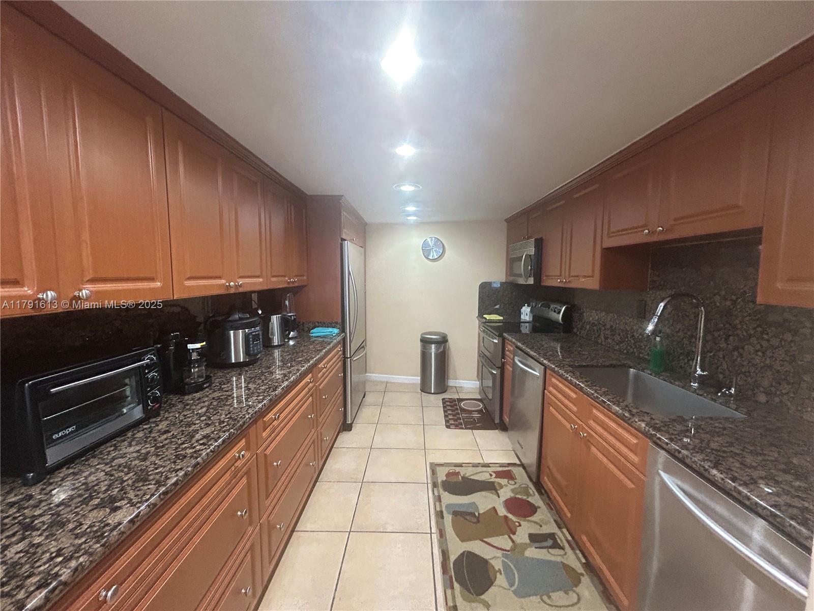 Property photo # 8