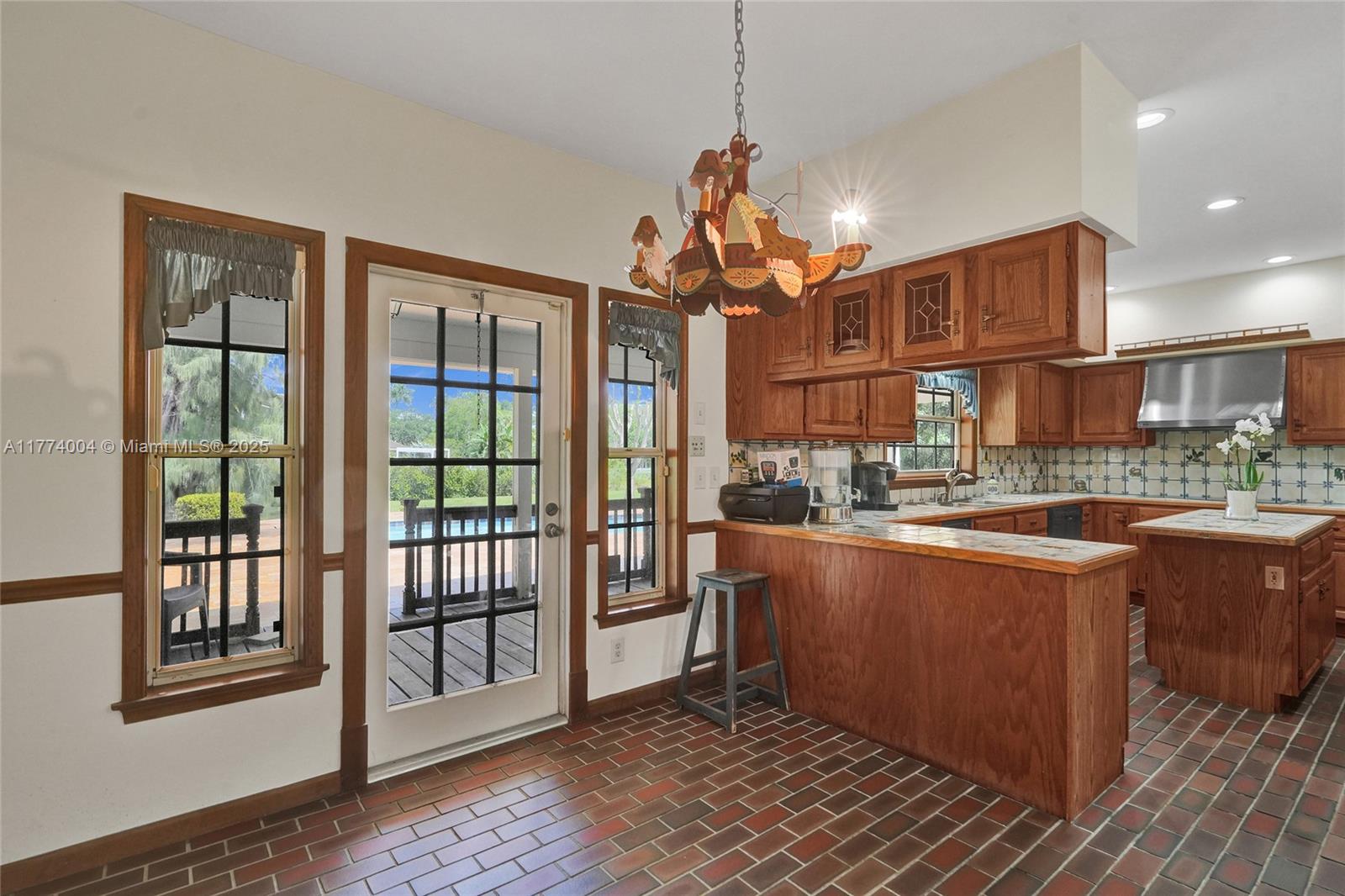 920 NW 121st Ave, Plantation, Florida image 18