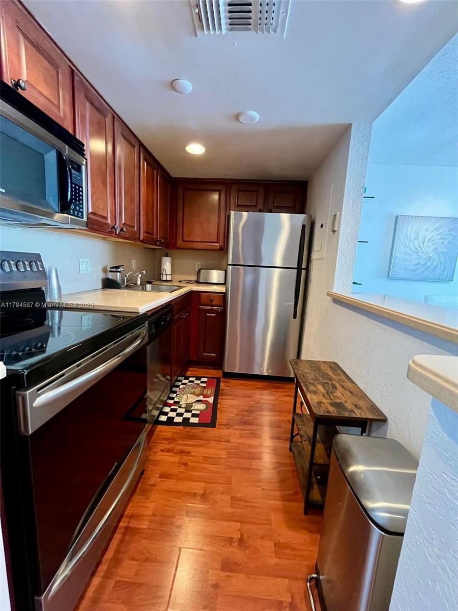 770 Claughton Island Dr #1908, Miami FL 33131