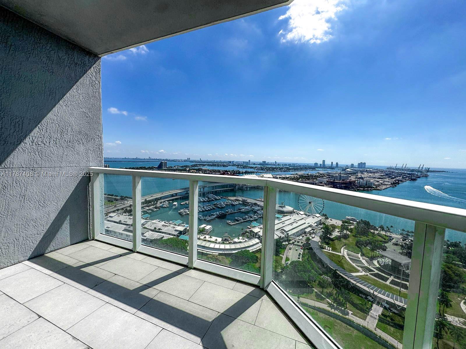 244 Biscayne Blvd #3503, Miami FL 33132