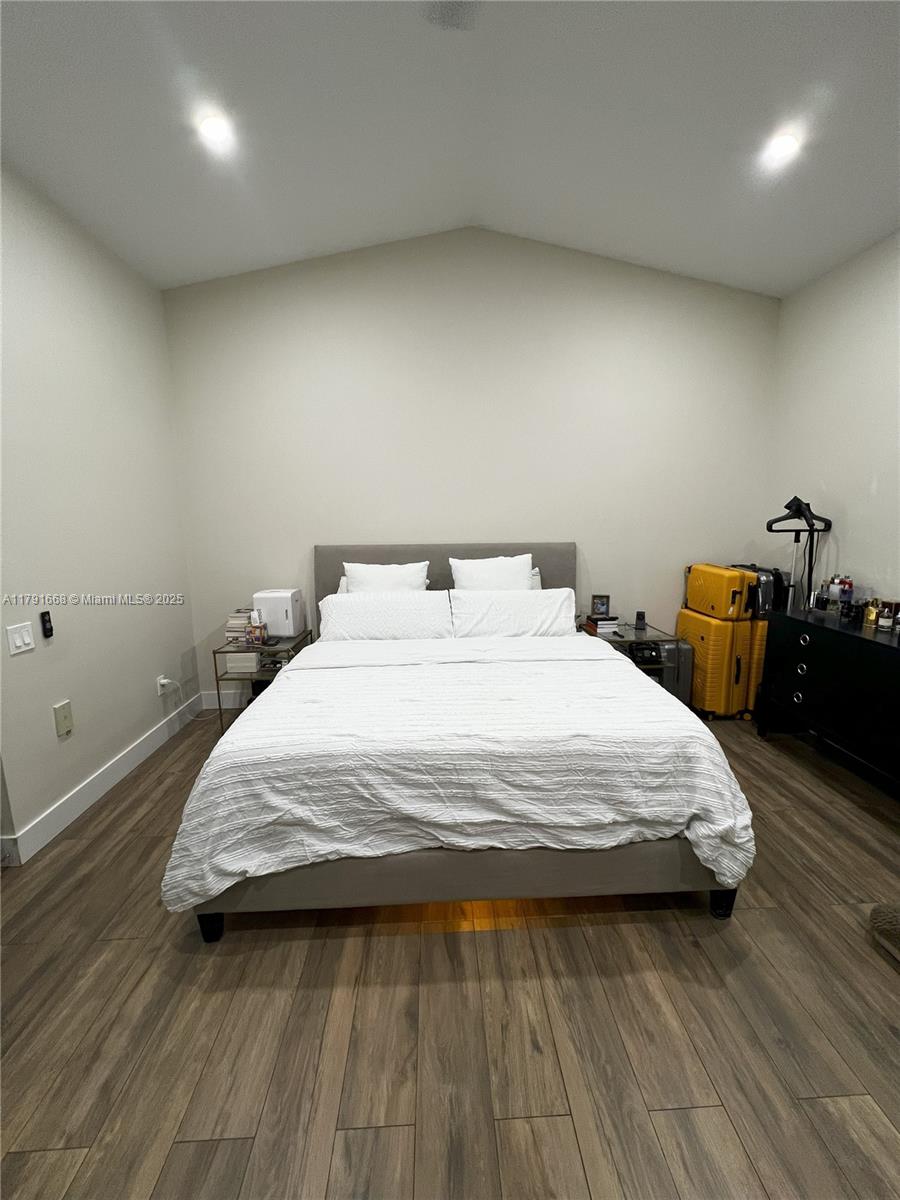 Listing Photo 25