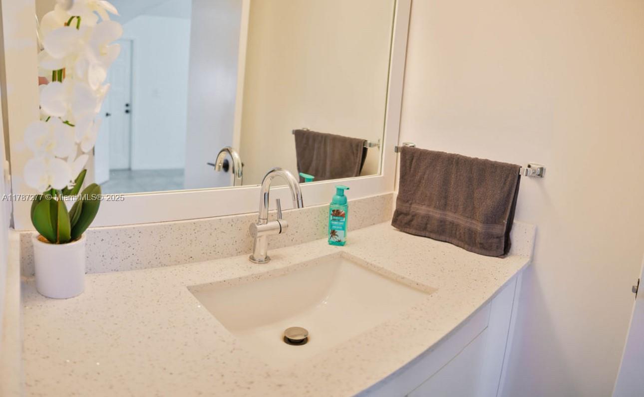 8901 Hollybrook #206, Hollywood, Florida image 16