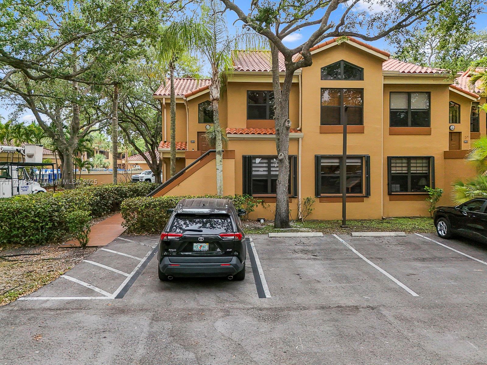 15533 N Miami Lakeway N #101-19, Miami Lakes, Florida image 29