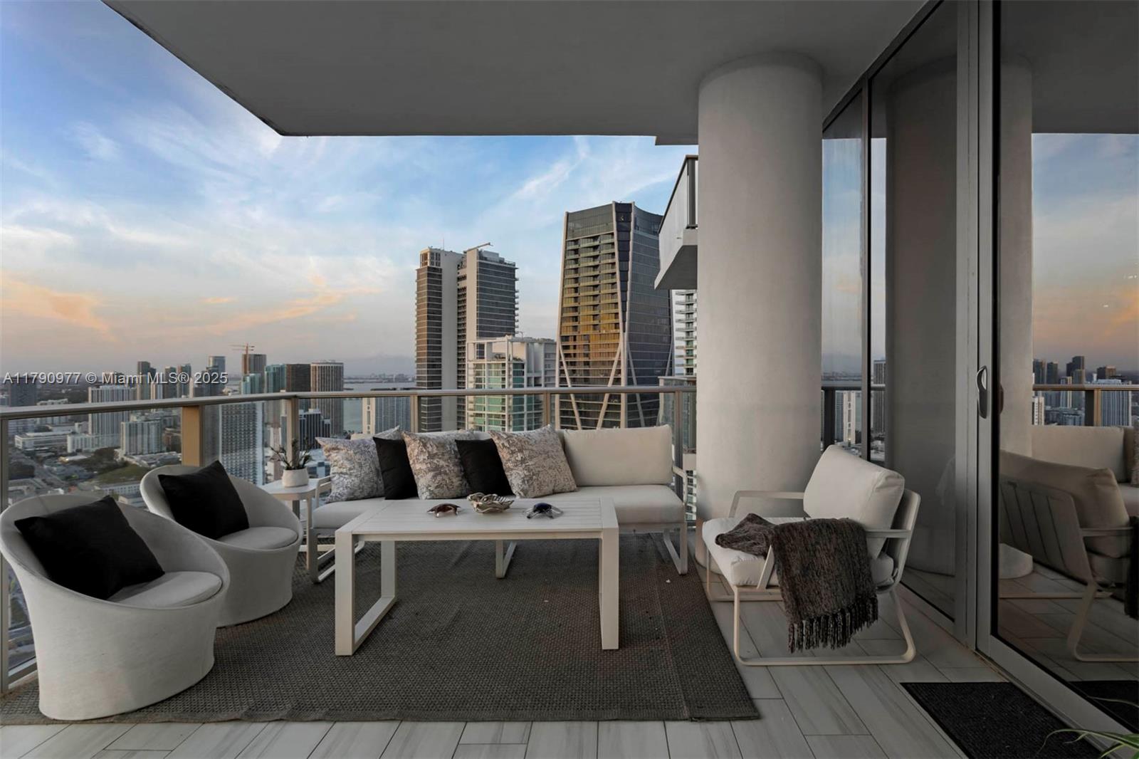 851 NE 1st Ave #4300, Miami FL 33132