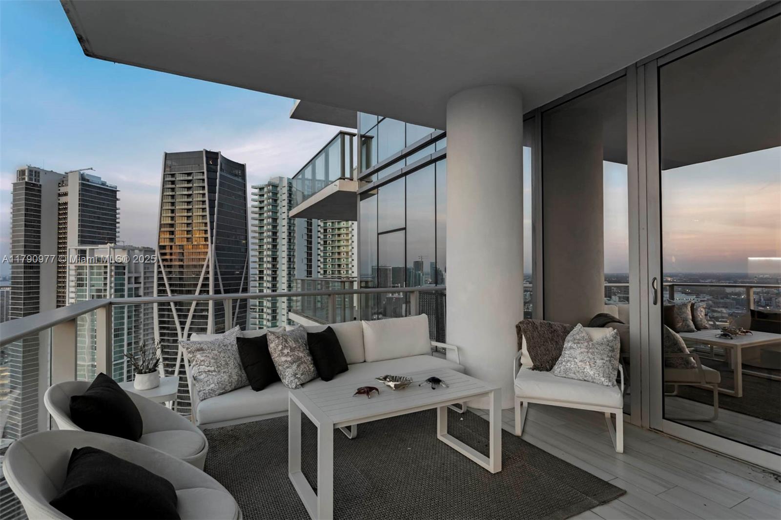 851 NE 1st Ave #4300, Miami FL 33132