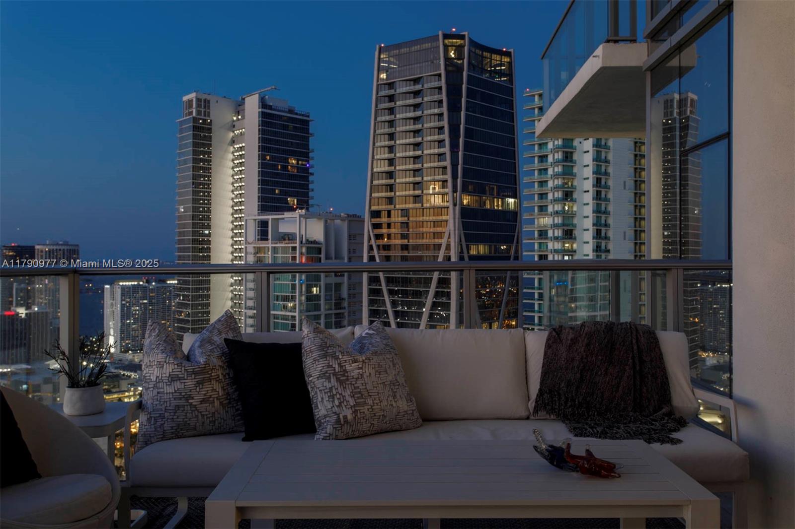851 NE 1st Ave #4300, Miami FL 33132