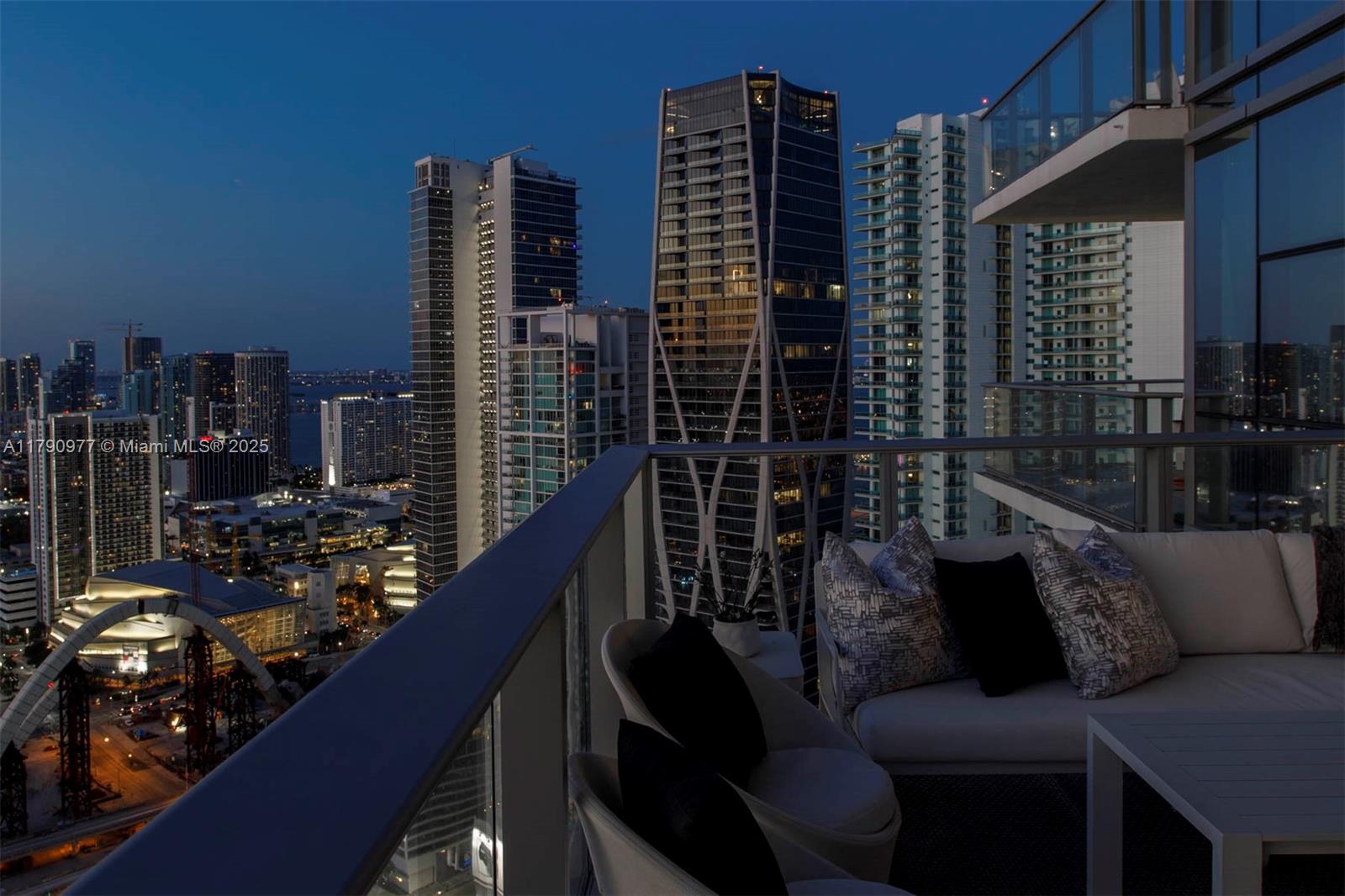 851 NE 1st Ave #4300, Miami FL 33132