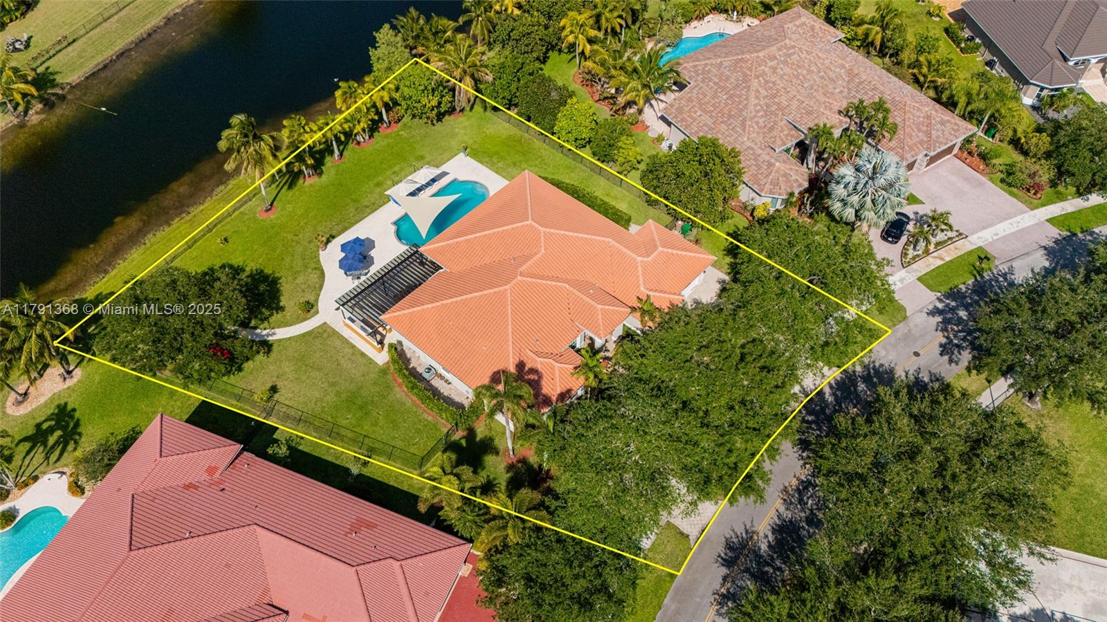 13003 SW 41st St, Davie, Florida image 45