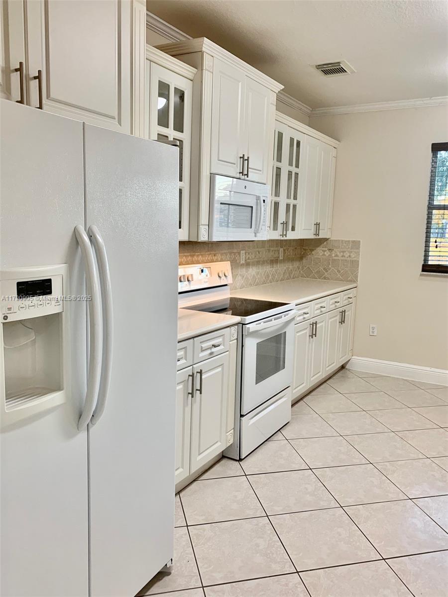 Property photo # 8