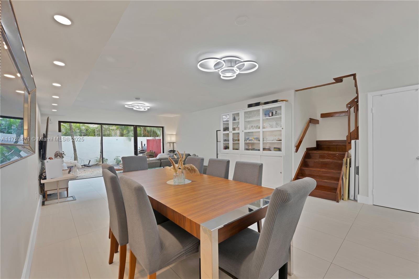 3510 Magellan Cir #726, Aventura, Florida image 2