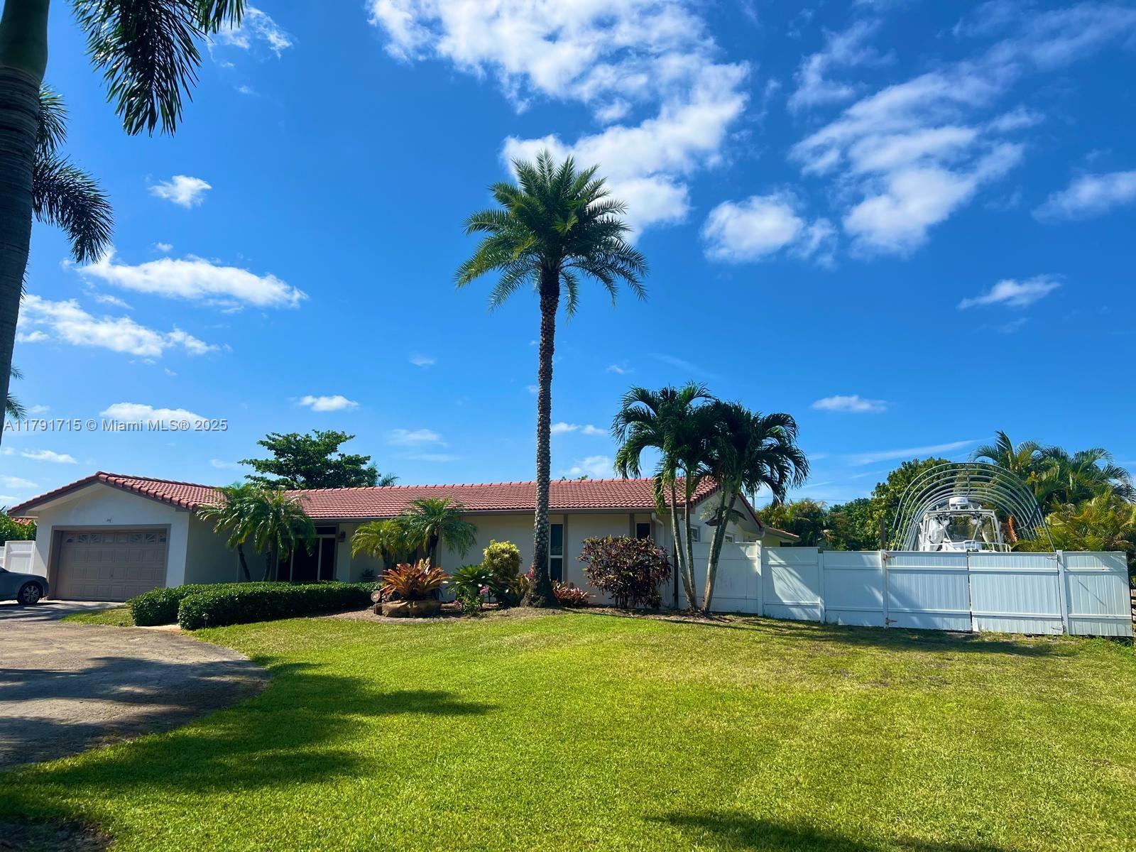 14051 SW 15th Ct, Davie, Florida image 1