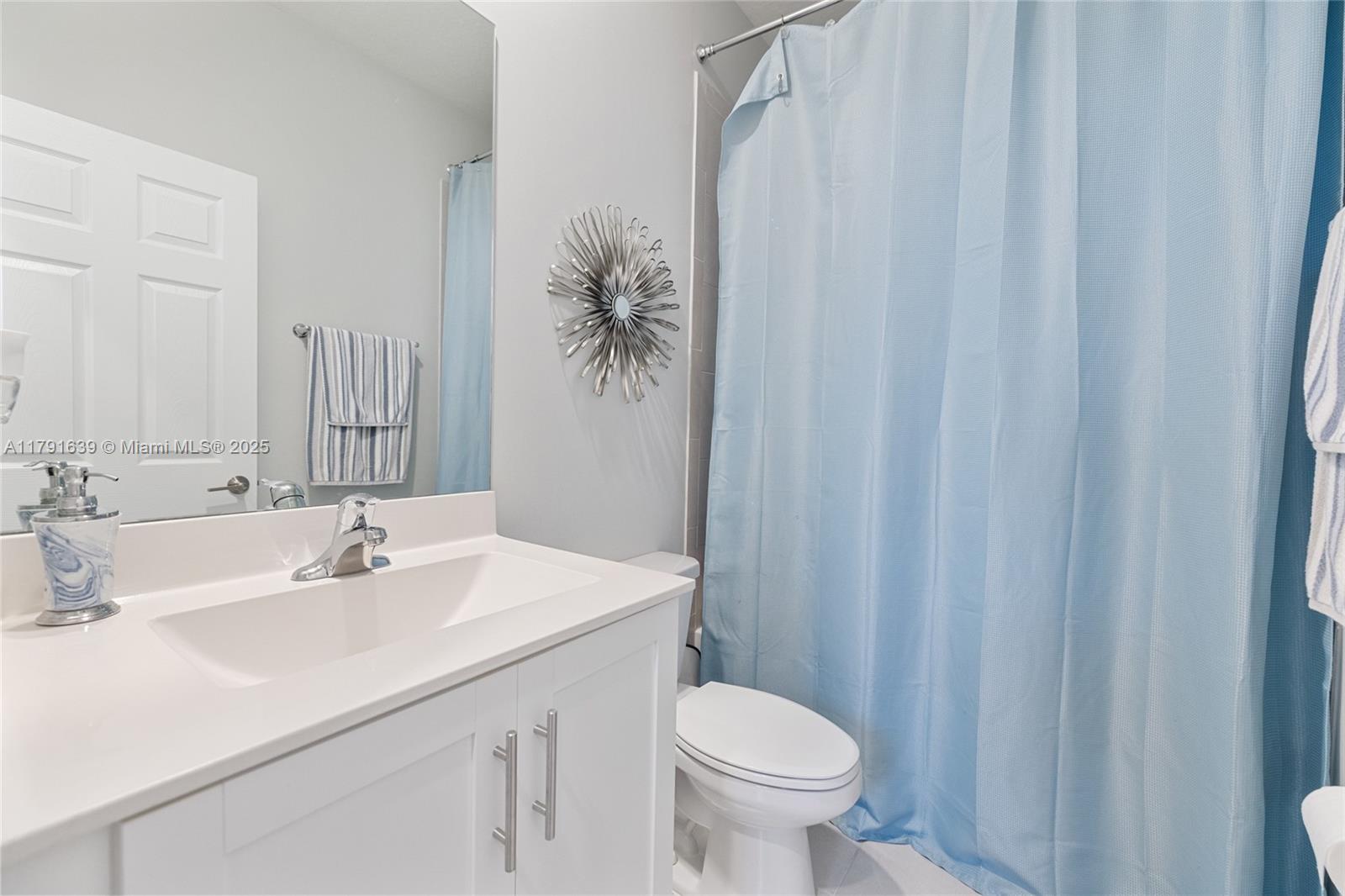 3289 W 106th Ter, Hialeah, Florida image 10
