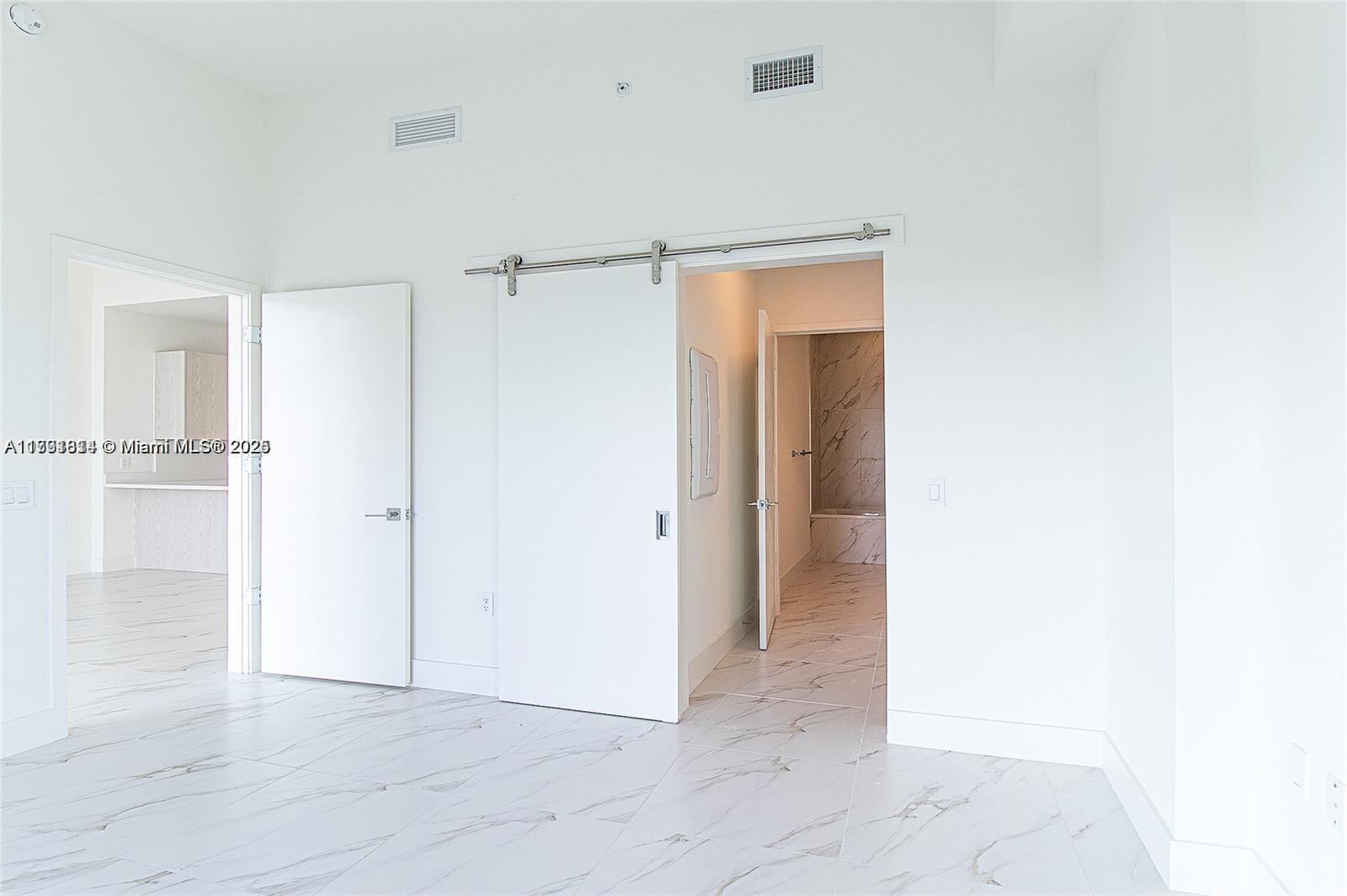 2000 Metropica Way #2605, Sunrise, Florida image 13
