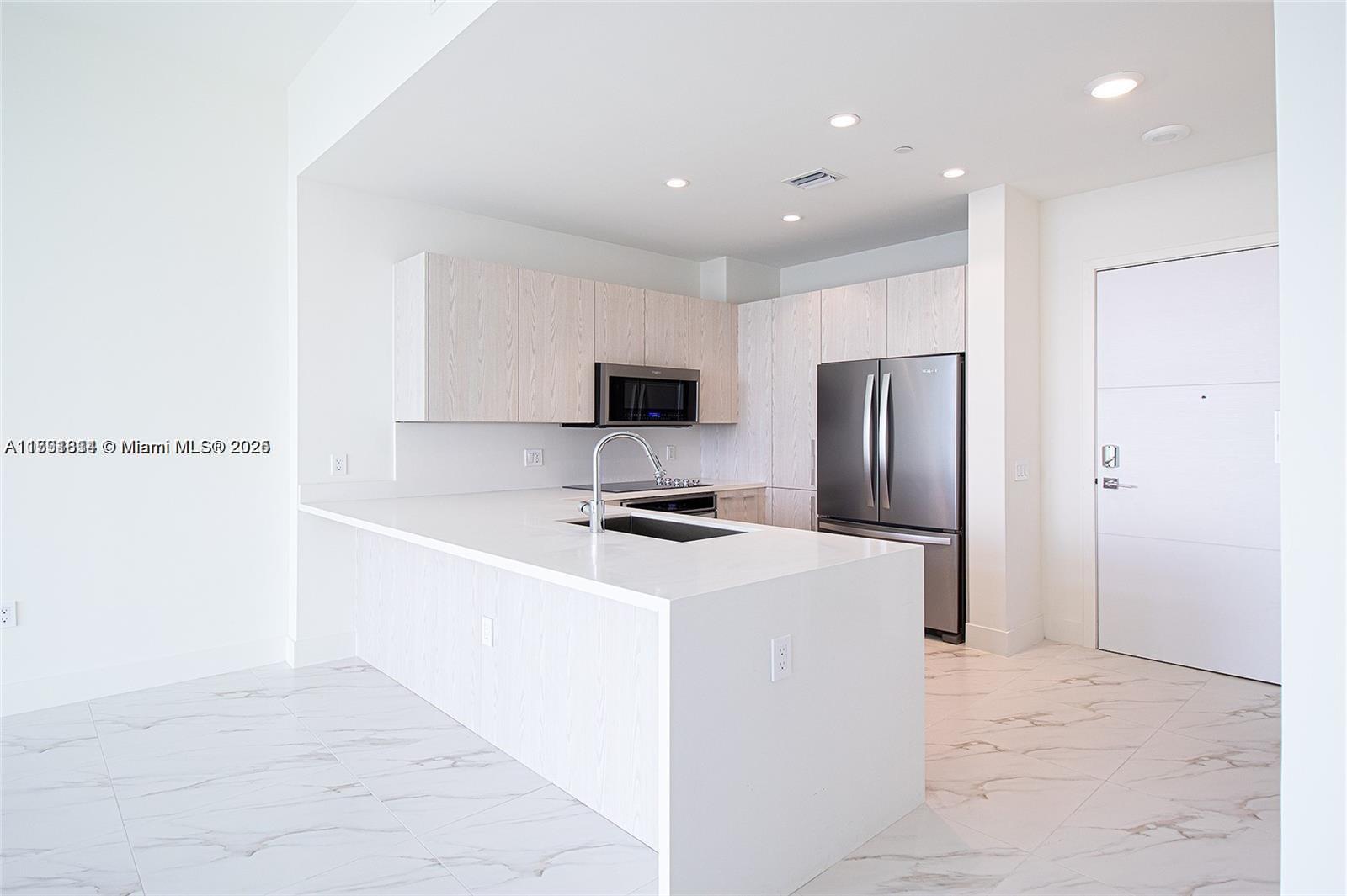 2000 Metropica Way #2605, Sunrise, Florida image 7