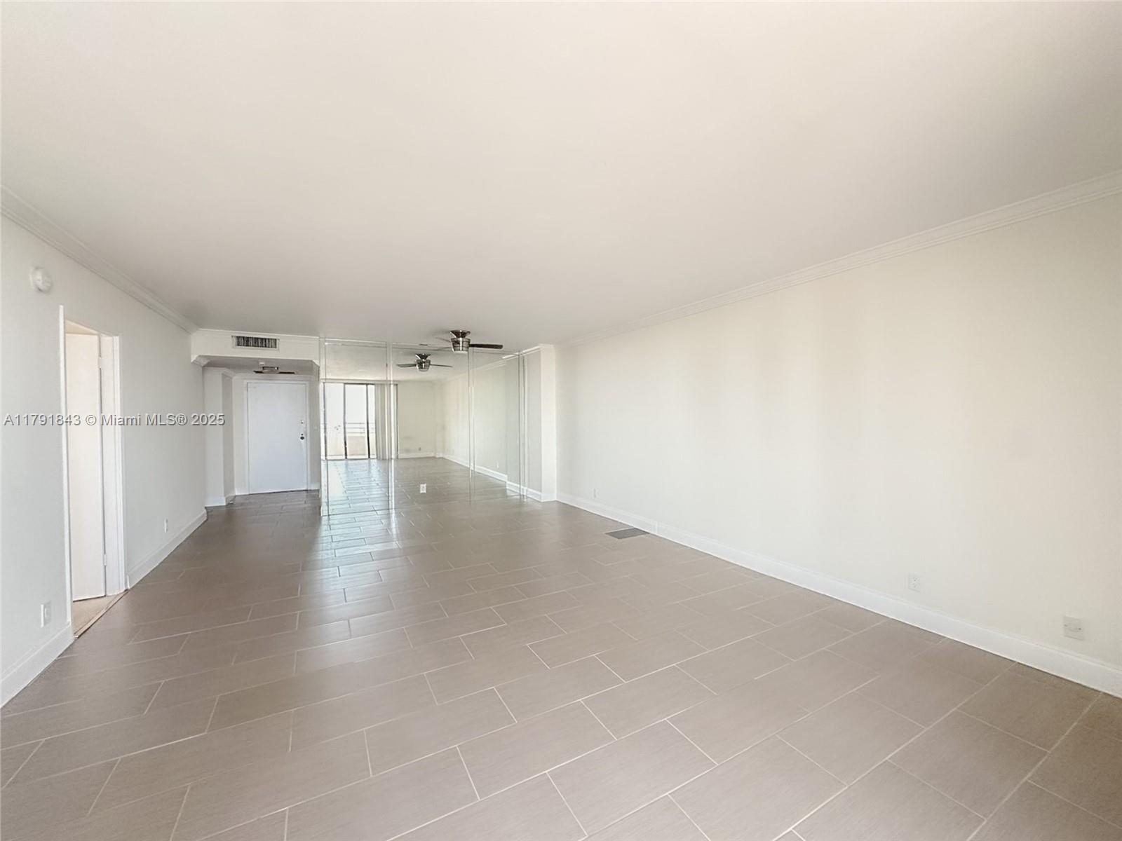 2500 Parkview Dr #2004, Hallandale Beach, Florida image 13