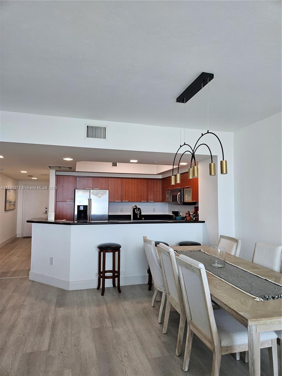 15051 Royal Oaks Ln #2202, North Miami, Florida image 4
