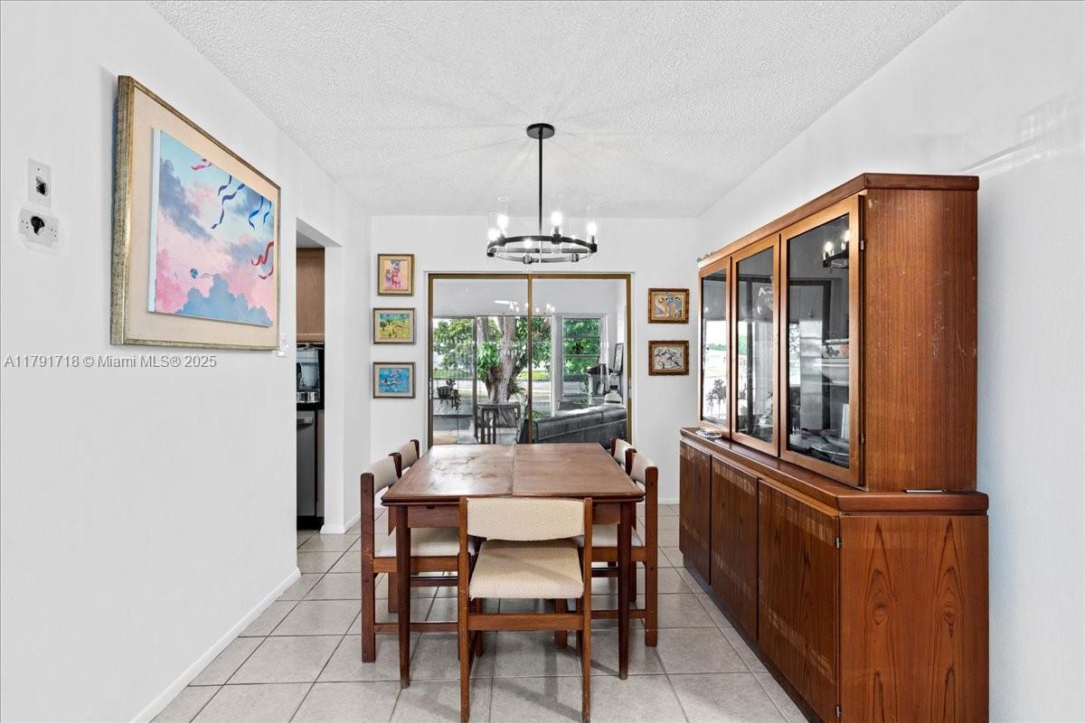 8301 NW 57th Pl, Tamarac, Florida image 11