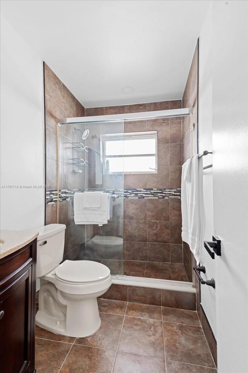 8301 NW 57th Pl, Tamarac, Florida image 25
