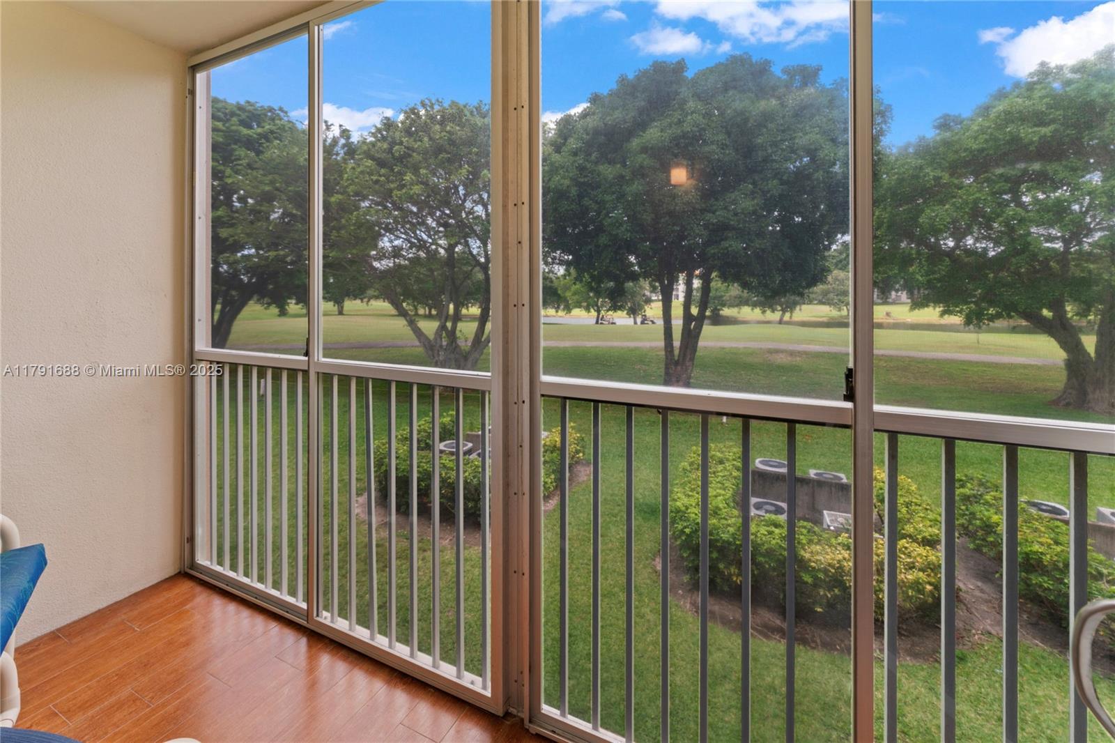 300 SW 130th Ter #203B, Pembroke Pines, Florida image 14