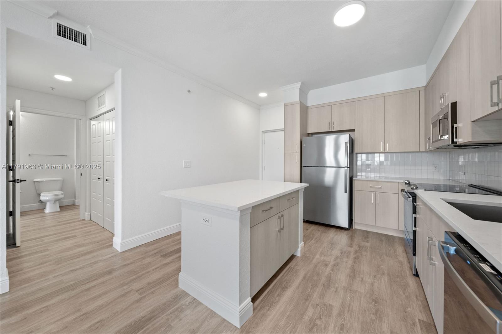 Property photo # 3