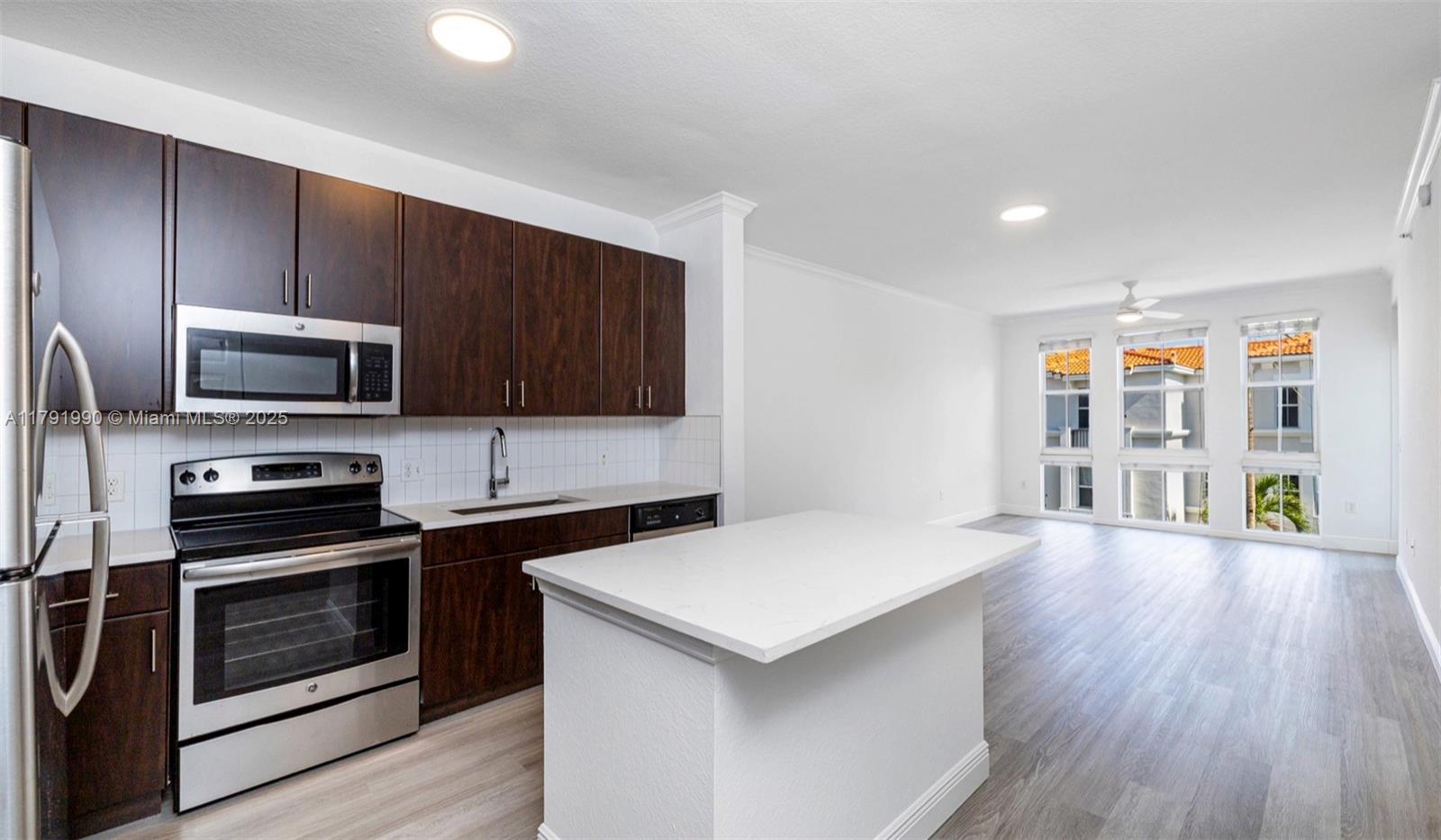 Property photo # 2
