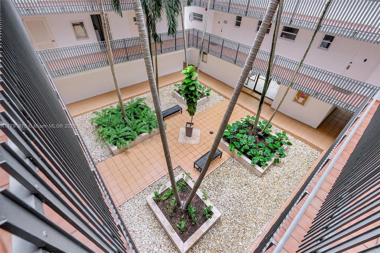 Listing Photo 24