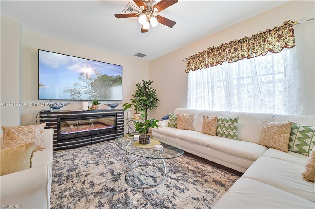 216 SW 29th St, Cape Coral, Florida image 5