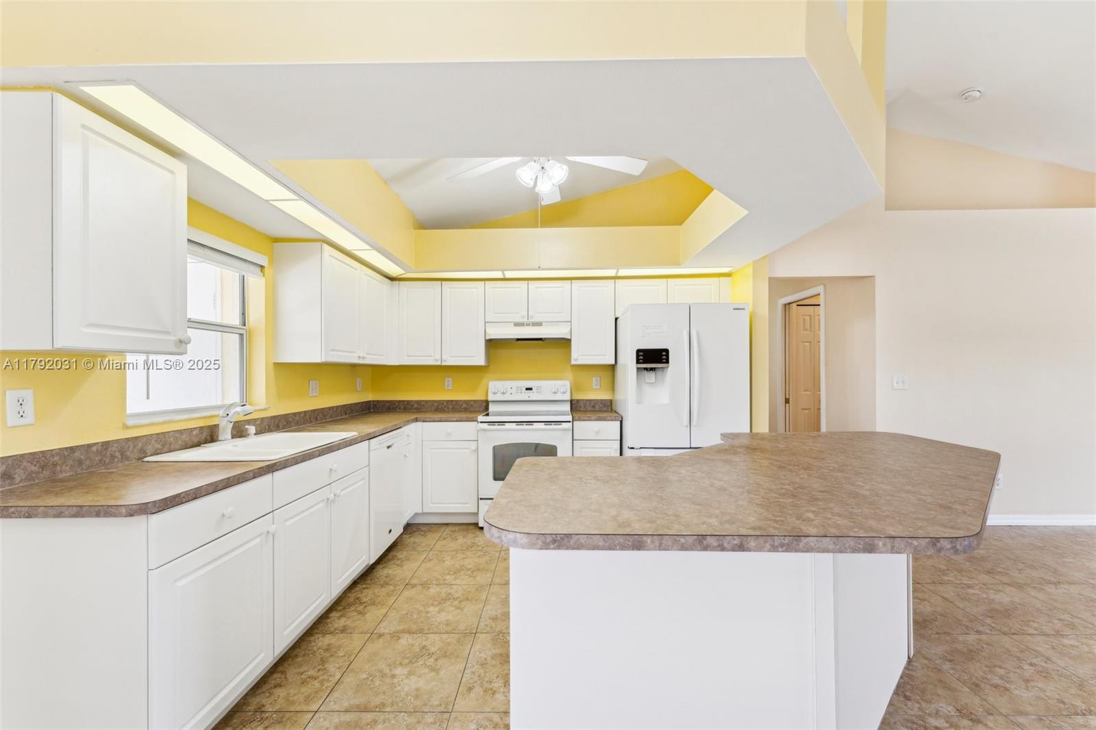 2716 SW 2nd Ln, Cape Coral, Florida image 7