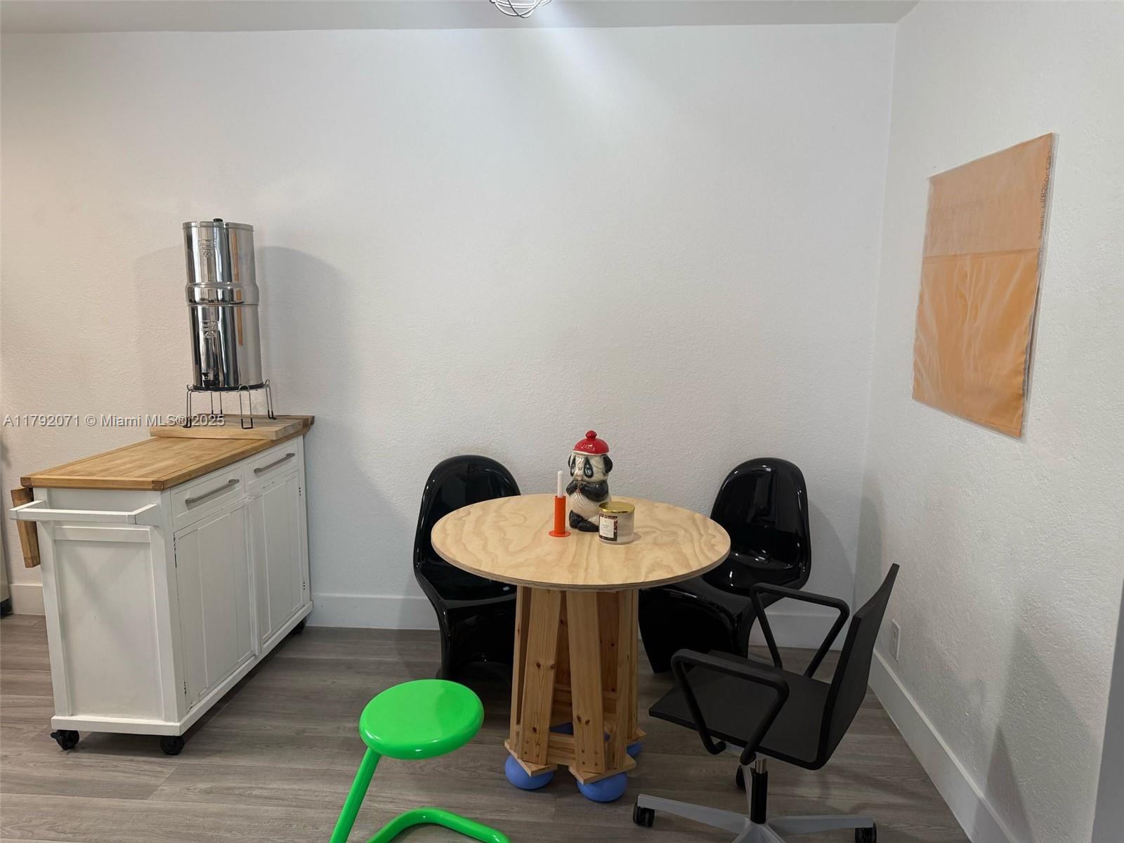 Property photo # 9