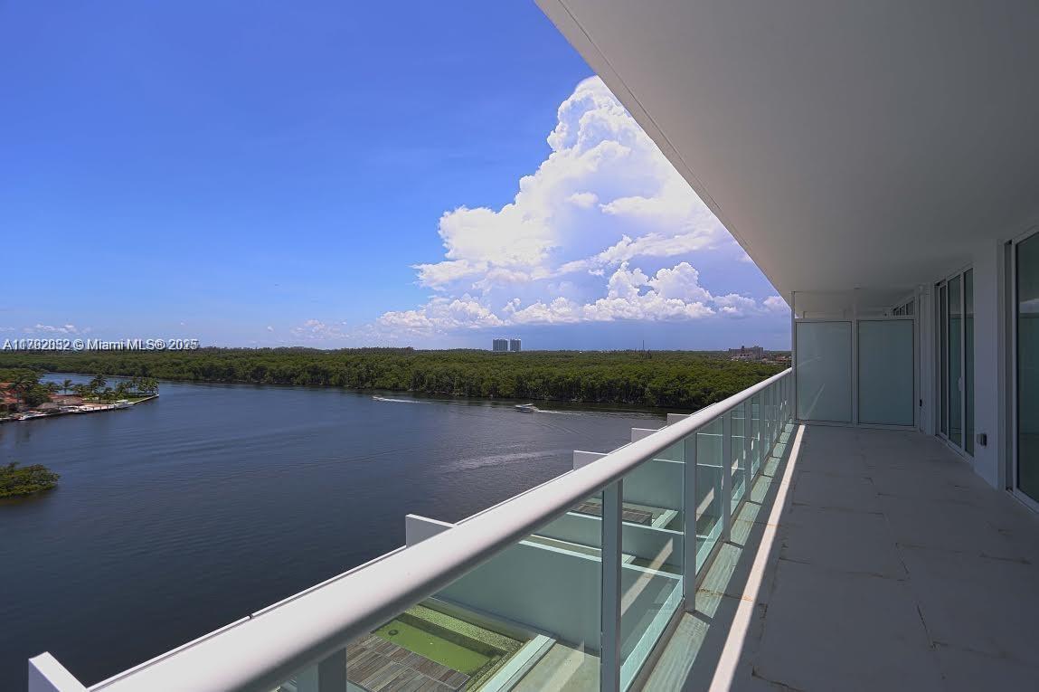 Apartamento en Alquiler en Sunny Isles Beach, FL