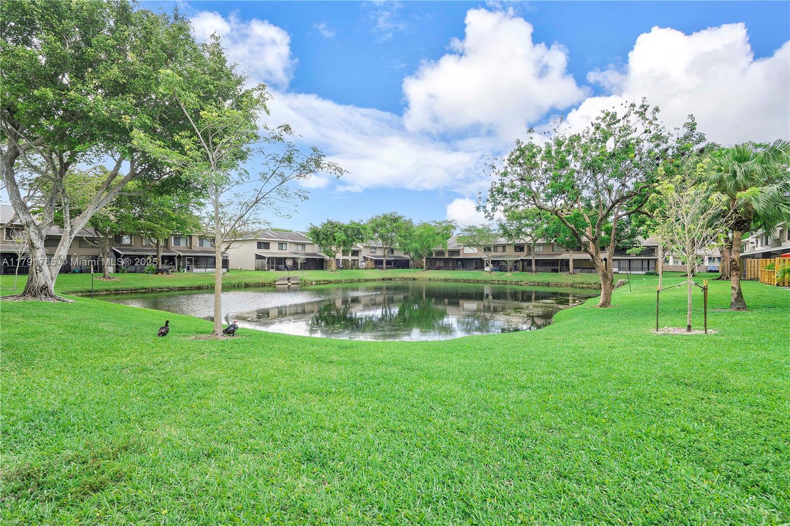 5000 S University Dr, Davie, Florida image 31