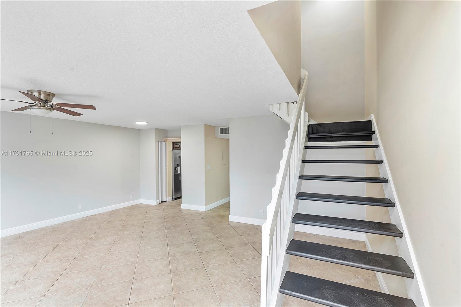 5000 S University Dr, Davie, Florida image 6