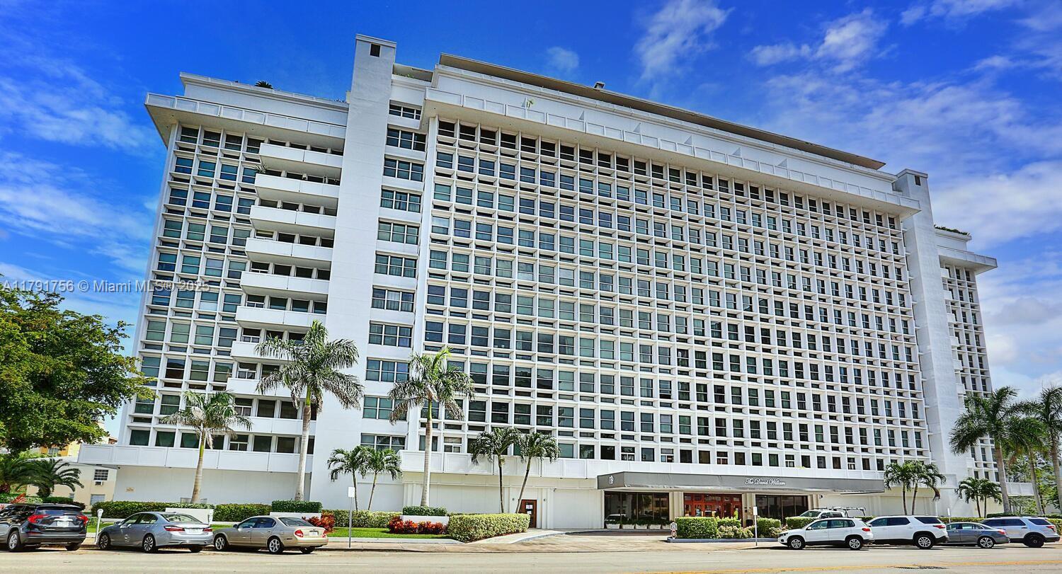 Experience the charm of Coral Gables in this 1 bed / 1 bath residence at the historic David William Condo. This spacious unit offers a large private balcony and excellent natural light, with the opportunity to personalize and make it your own. Residents enjoy premium amenities including a rooftop pool and fitness center. Maintenance covers electricity, water, and basic cable. Ideally located across from Granada Golf Course and just half a mile from Miracle Mile, offering fine dining, boutique shopping, and vibrant city life. A prime opportunity to live in one of Coral Gables’ most iconic buildings.