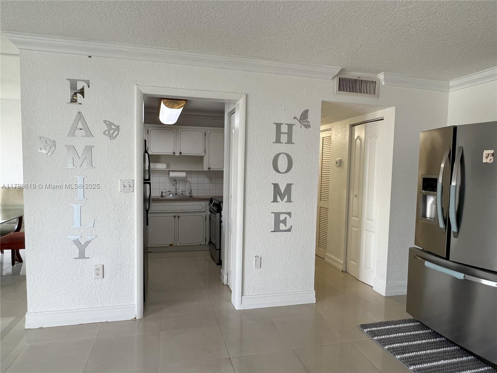 3665 NE 167th St #308, North Miami Beach, Florida image 7