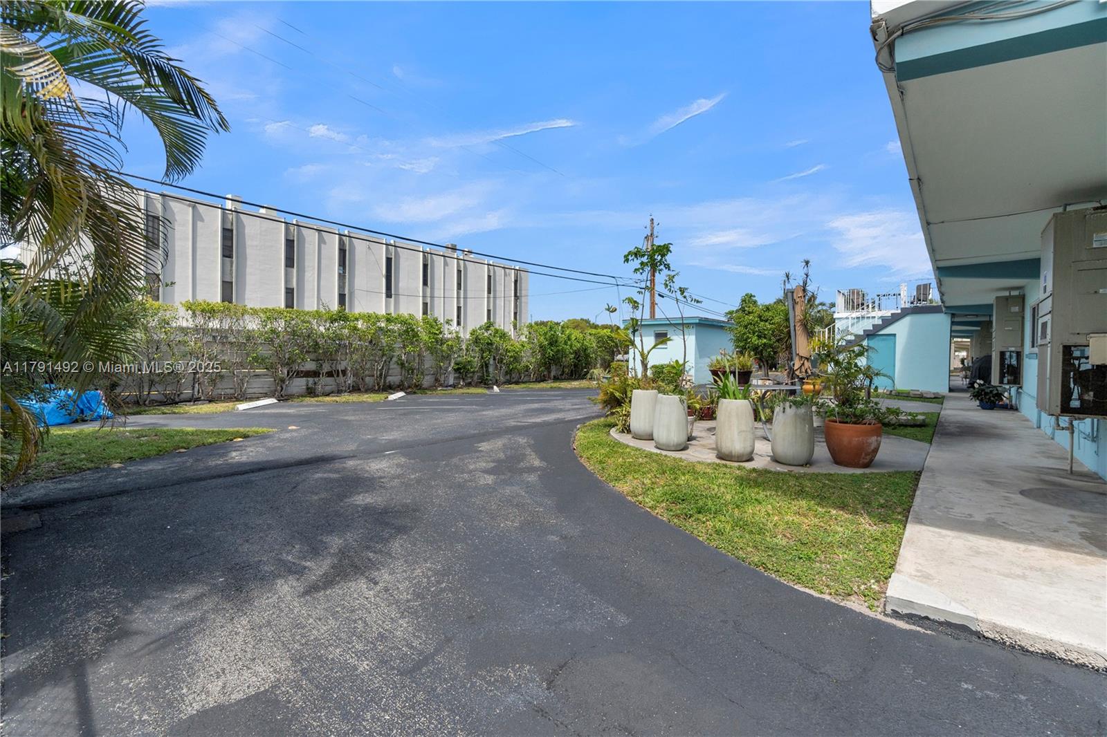 733 NW 30th Ct #1, Wilton Manors, Florida image 36