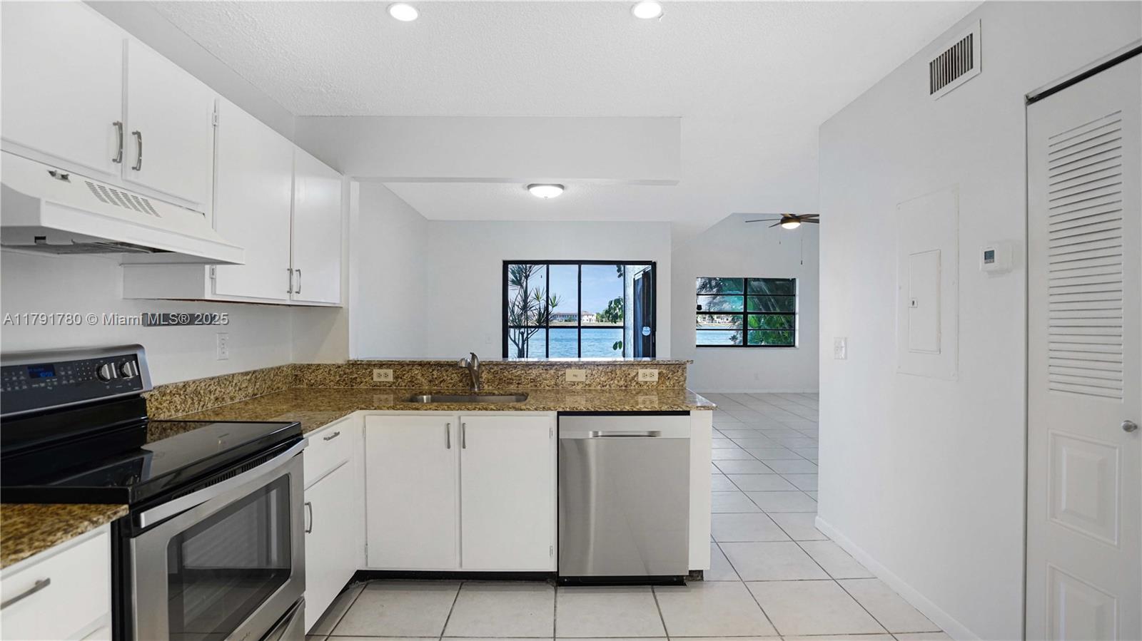 Property photo # 6