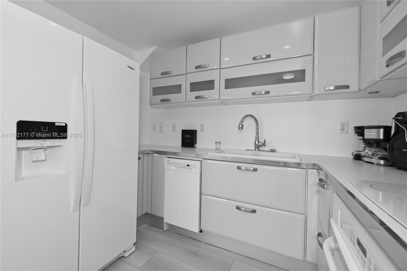 Property photo # 8