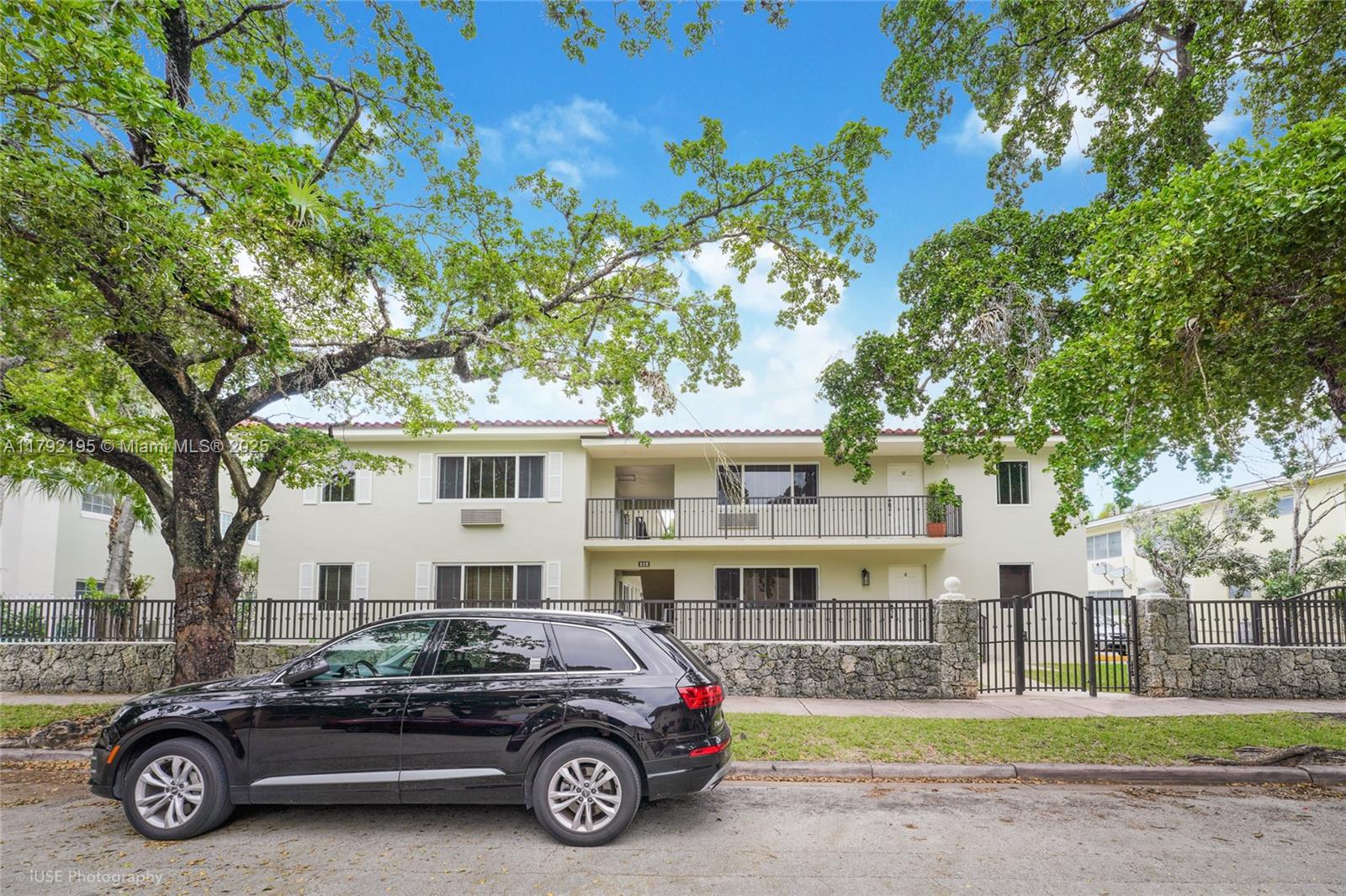 Beautiful condo for rent in Coral Gables. Wood and marble flooring throughout. Tumbled marble bathroom. Coin operated washer and dryer in the building, not in the unit. Sorry no pets. Will not last, call today!