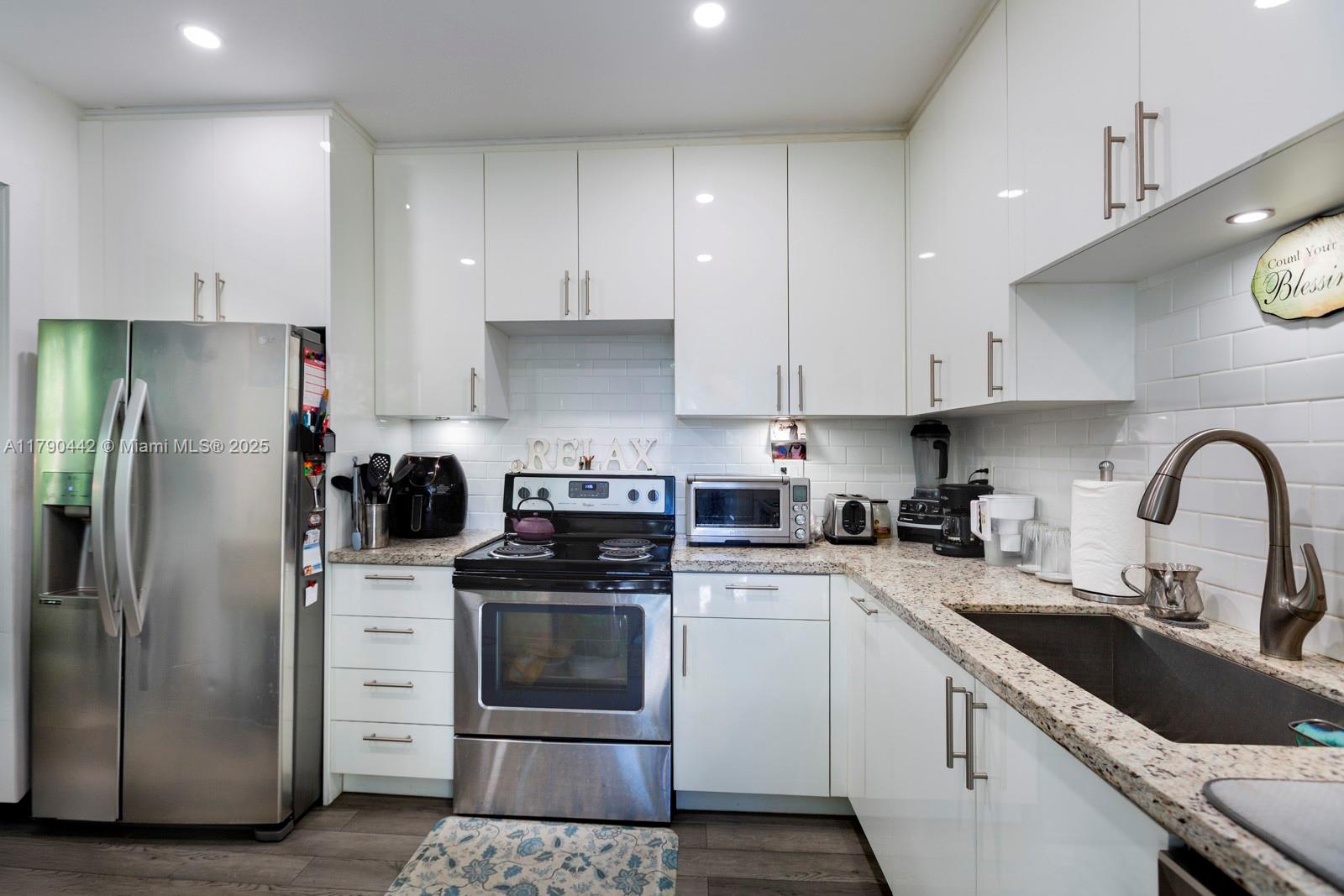 Property photo # 2