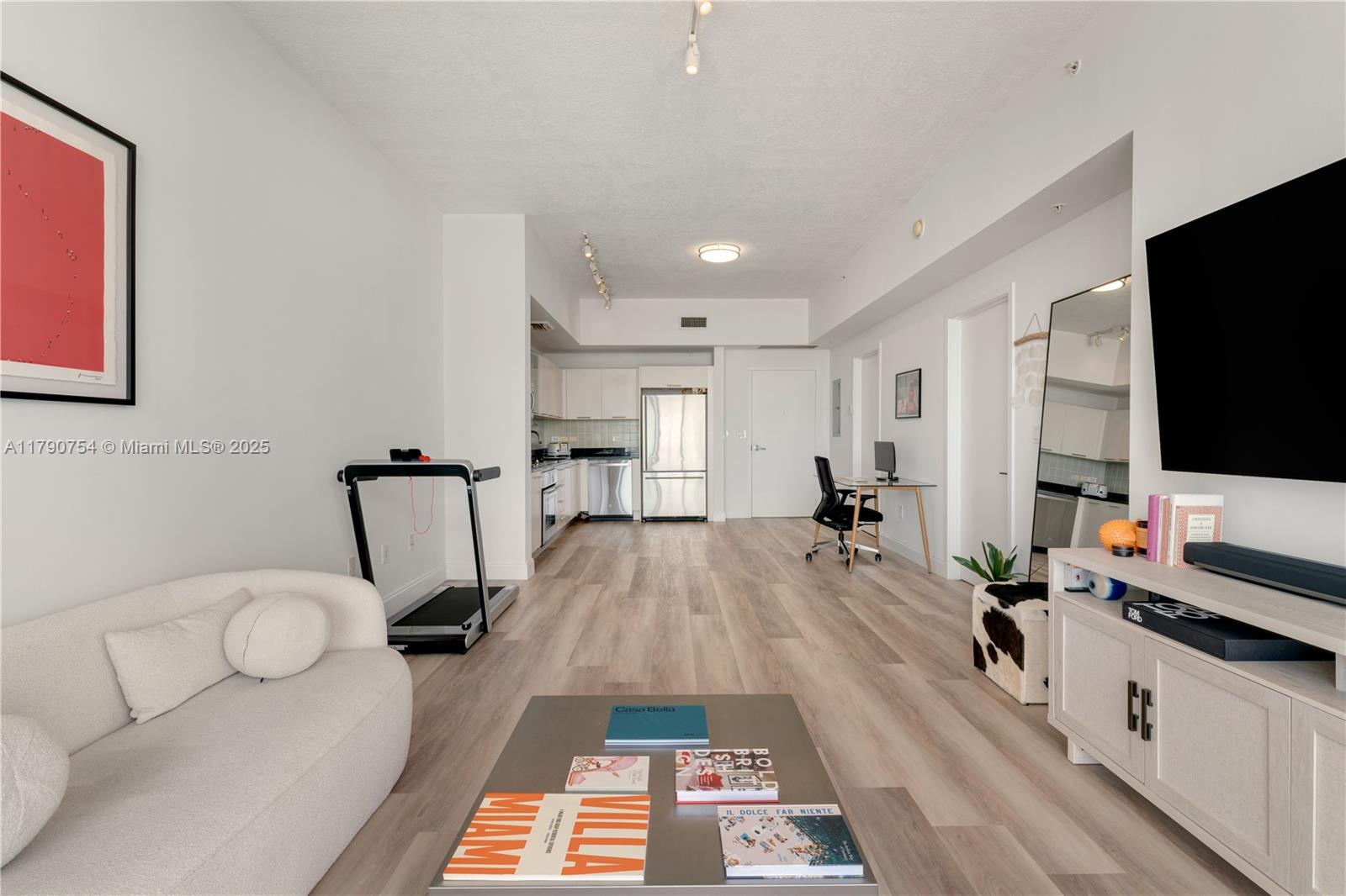 Property photo # 6