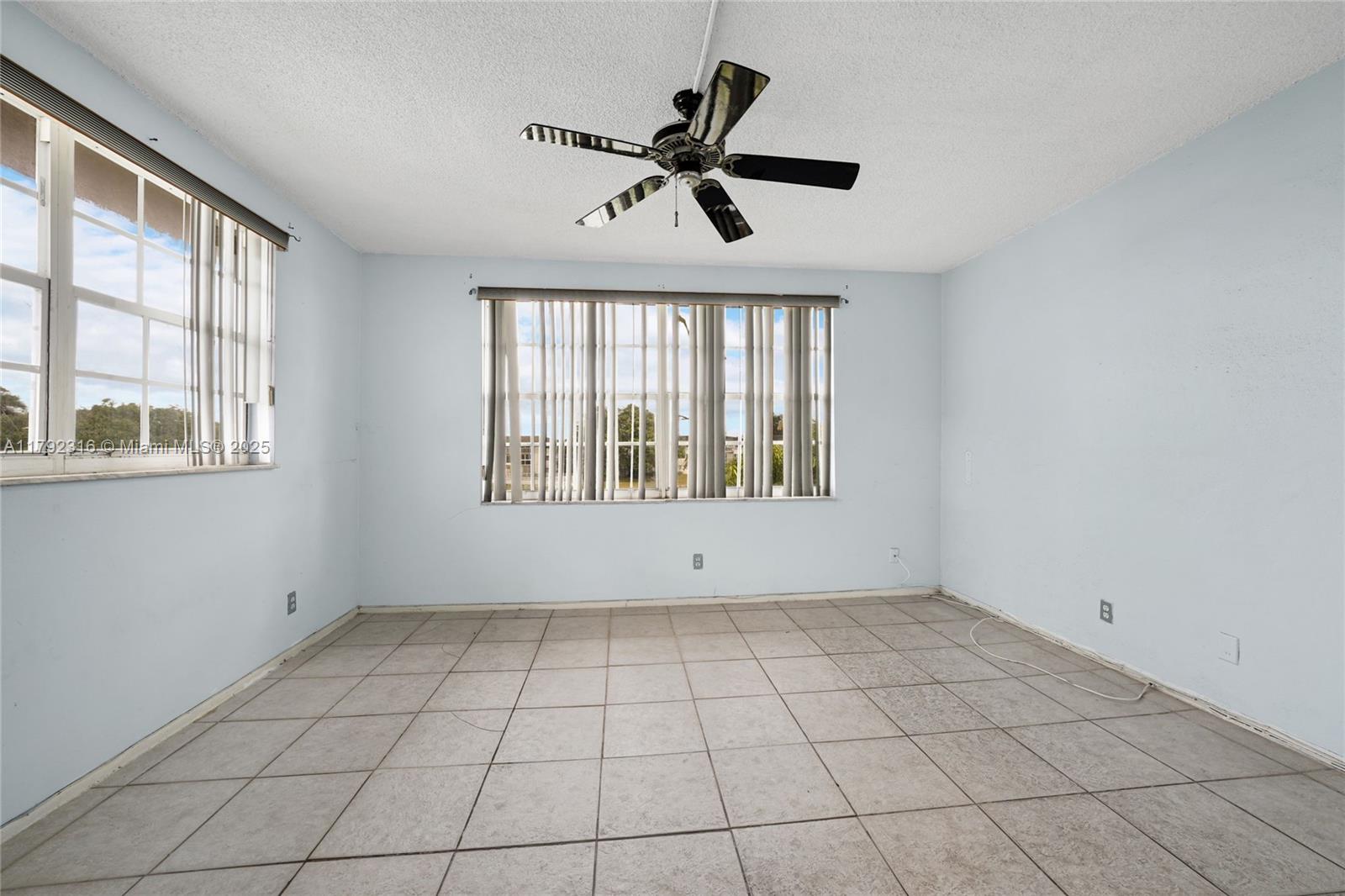5435 NW 10th Ct #301, Plantation, Florida image 14
