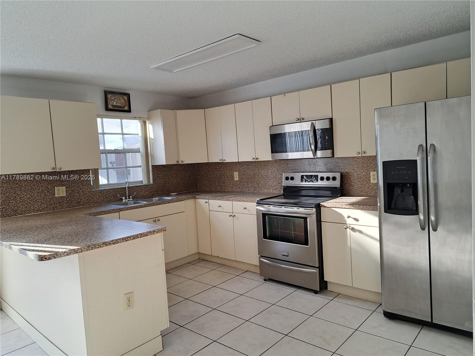 Property photo # 7
