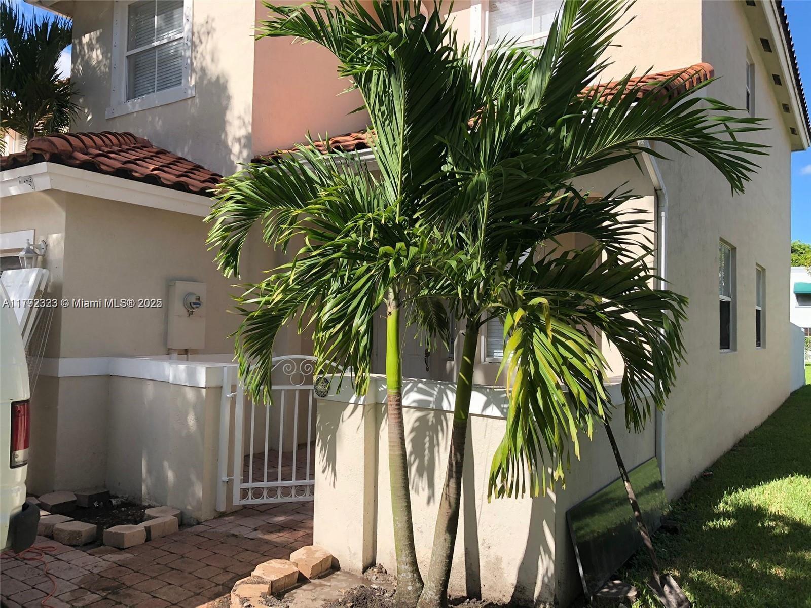Property photo # 0
