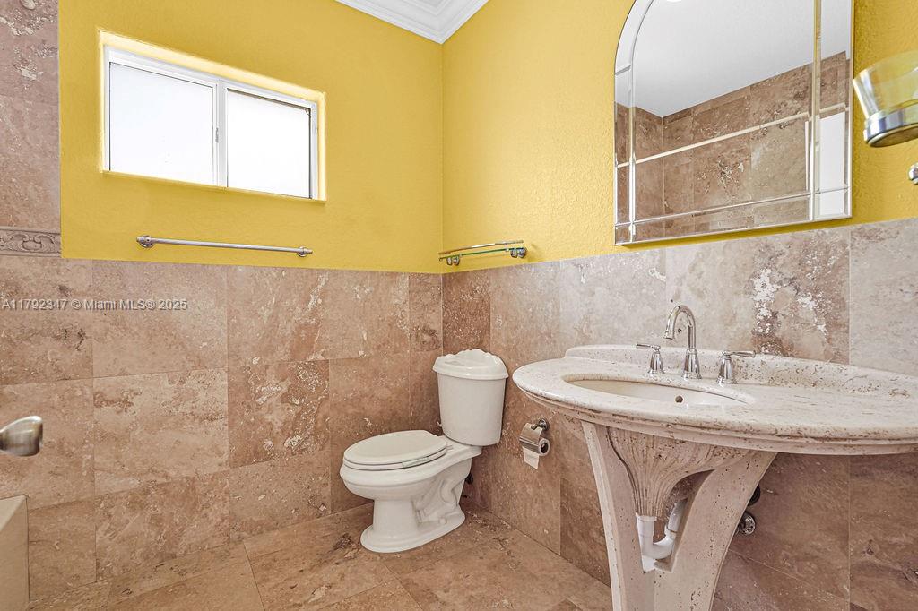 16732 NW 89th Pl, Miami Lakes, Florida image 47