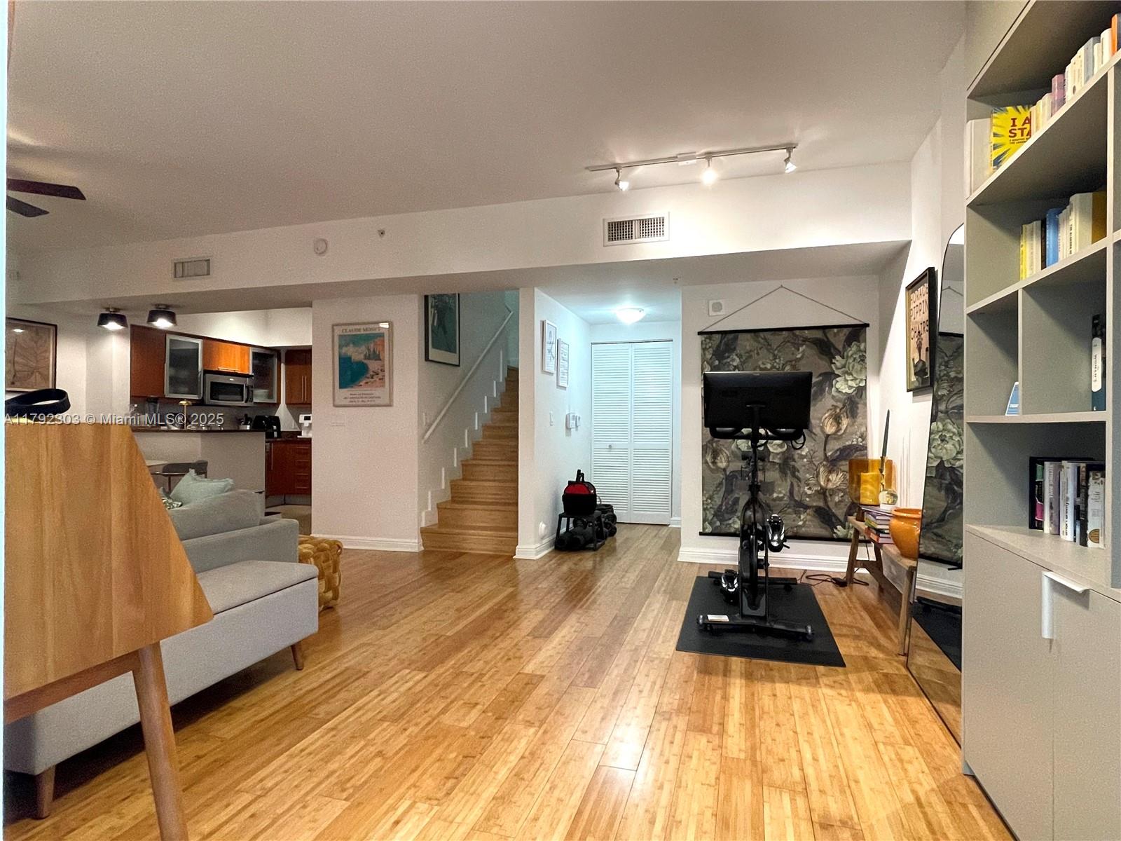 888 S Douglas Rd #119, Coral Gables, Florida image 3