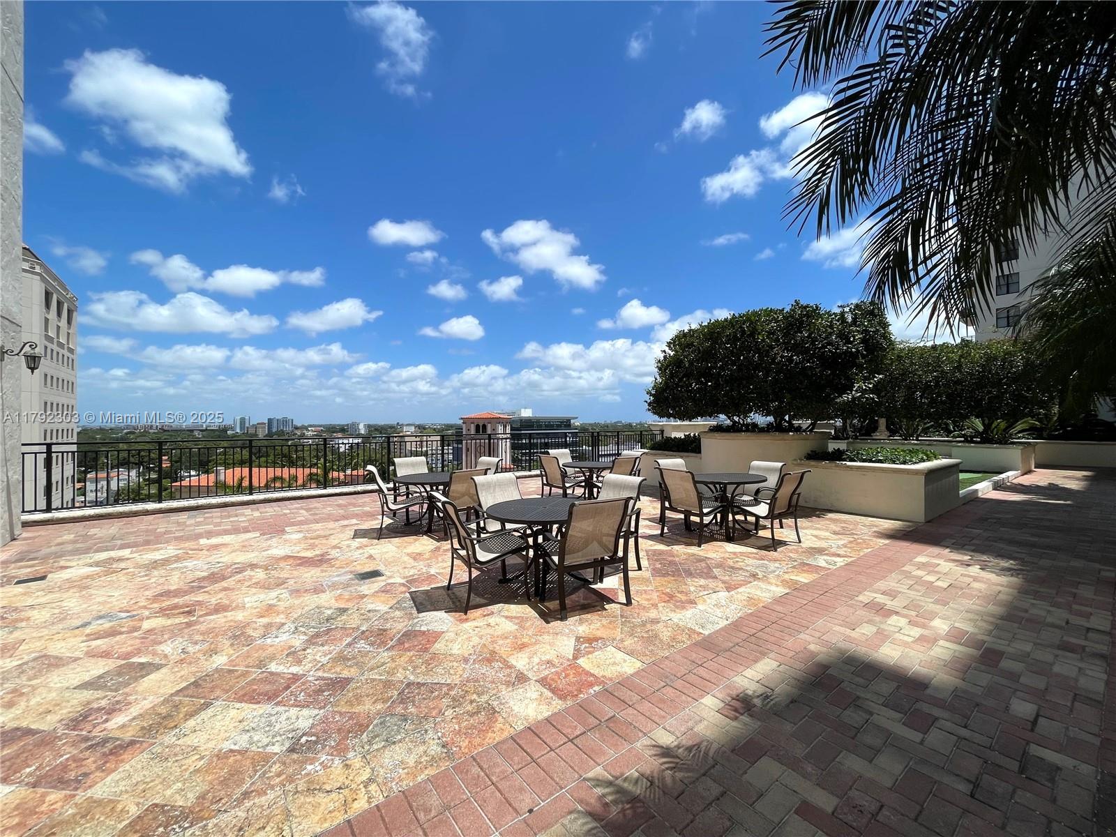 888 S Douglas Rd #119, Coral Gables, Florida image 36