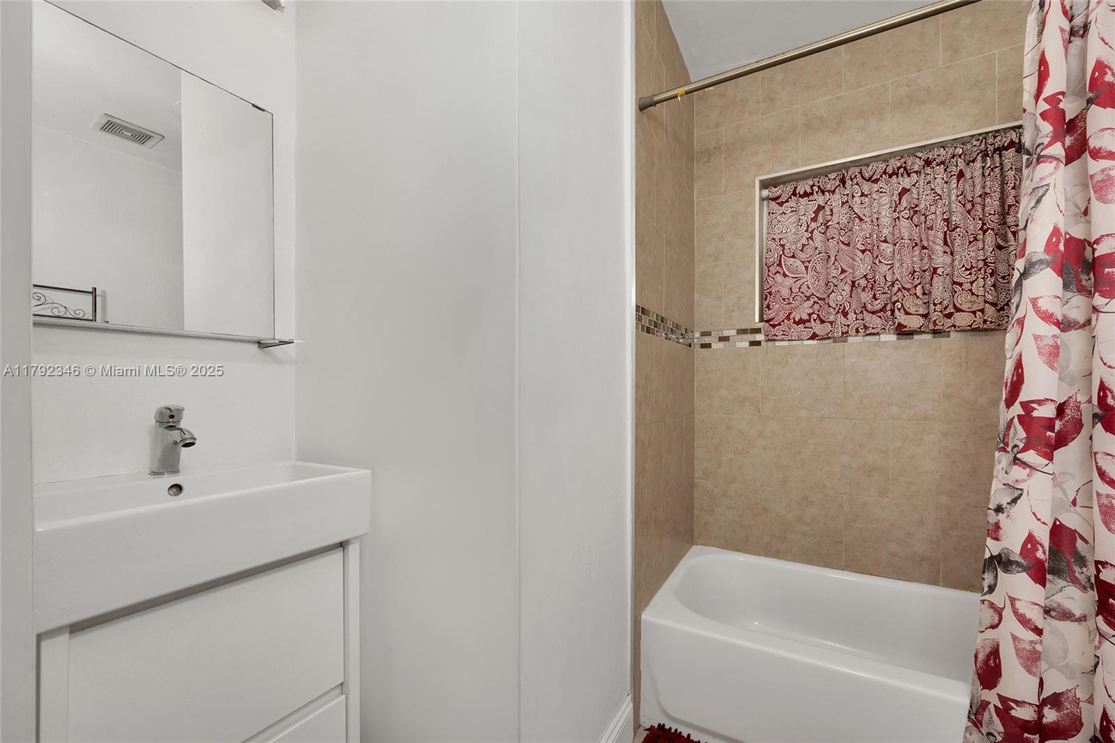 Listing Photo 24